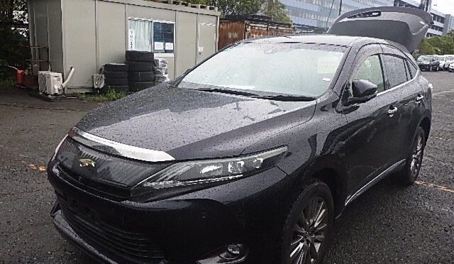 【買取実績】トヨタ ハリアー（DBA-ZSU60W）2015年式をウガンダへ輸出しました