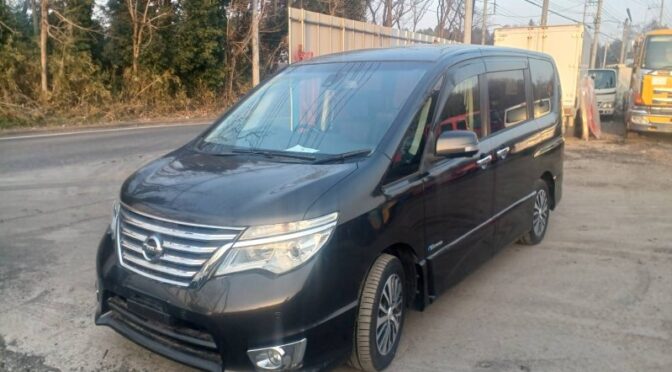 【買取実績】日産 セレナ（DAA-HFC26）・2014年式をセントルシアへ輸出しました