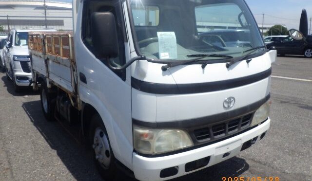 【買取実績】トヨタ トヨエース（PB-XZU301A）・2006年式をジンバブエへ輸出しました