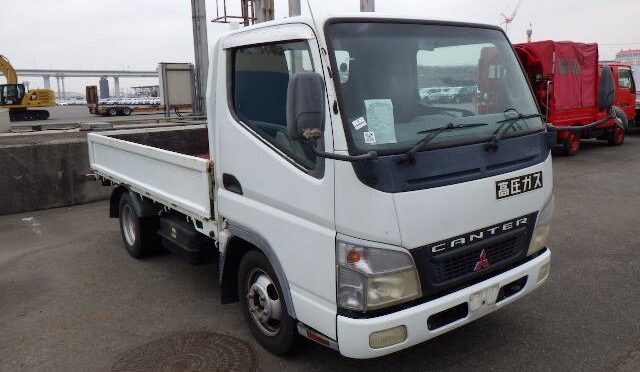 【買取実績】三菱　キャンター（PA-FB70BB）・2006年式をザンビアへ輸出しました