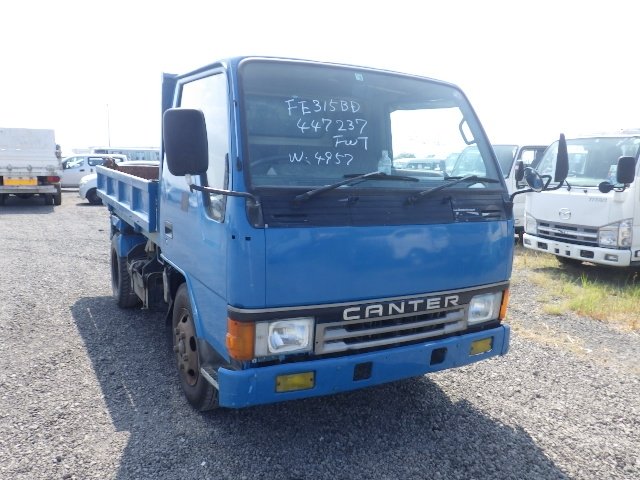 三菱 ふそう小型トラック キャンター FE305・315・311 部品カタログ 三菱 ふそう小型トラック キャンター FE305・315・311 部品カタログ
