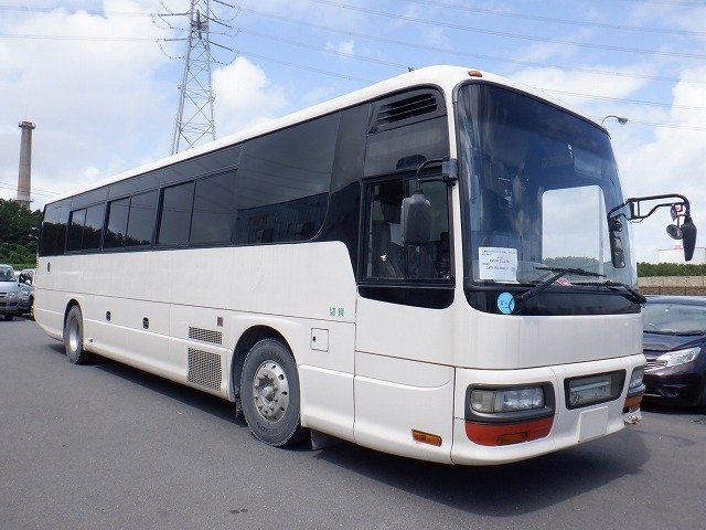 いすゞガーラ（LV774R2）をDRコンゴへ輸出！耐久性と快適性で