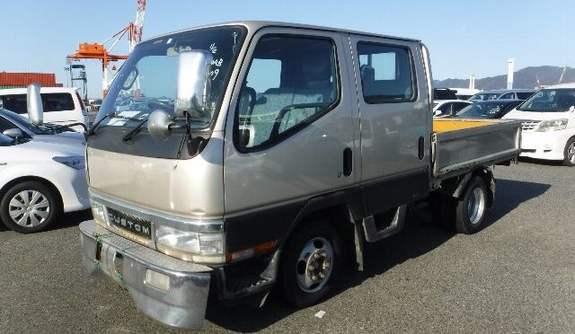 【1999年式 三菱キャンター（KG-FB50AB）をトンガへ輸出】島国で活躍するコンパクトトラックの実力とは？