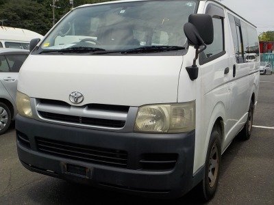【買取実績】トヨタ ハイエースバン（KR-KDH205V）2005年式をタンザニアへ輸出しました