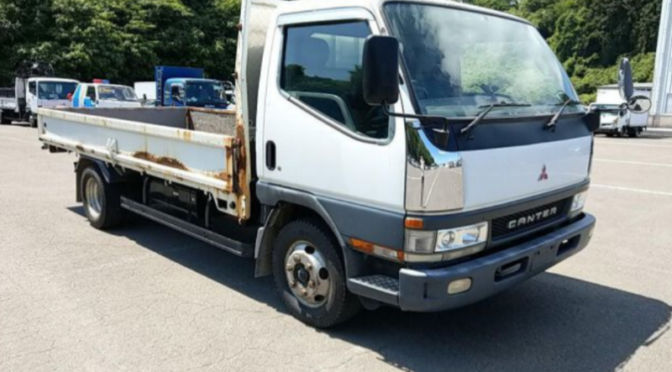 【買取実績】三菱 キャンター（KK-FE63EEX）2000年式をマラウィへ輸出しました