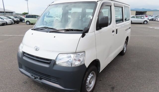 【買取実績】トヨタ タウンエースバン（DBF-S402M）をセント・キッツへ輸出しました