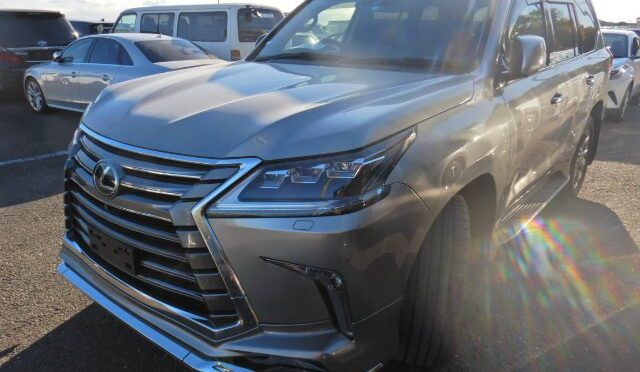 【買取実績】レクサス LX570（DBA-URJ201W）・2015年式をタイへ輸出しました