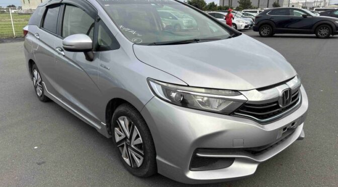 【買取実績】ホンダ シャトル（DAA-GP7）・2018年式をジャマイカへ輸出しました