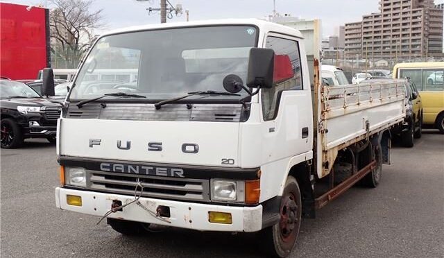 【買取実績】三菱　キャンター（U-FE437F）・1990年式をザンビアへ輸出しました