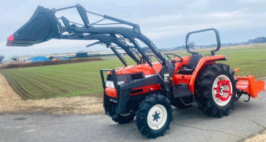 買取実績】クボタ トラクター（GL32）をカナダへ輸出しました