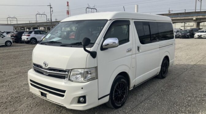 【買取実績】トヨタ　ハイエースバン（CBF-TRH216K）・2011年式をガイアナへ輸出しました